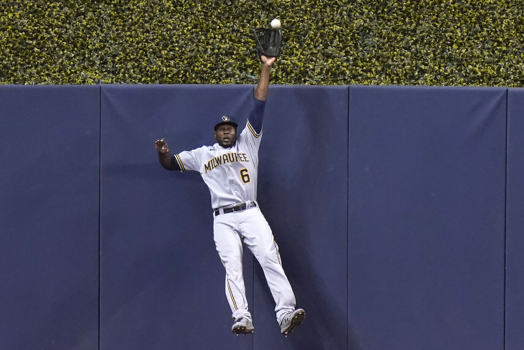 APTOPIX Brewers Marlins Baseball